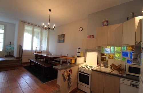 Villeneuve-de-Berg House | Gîte Panorama sleeps 8 to 15