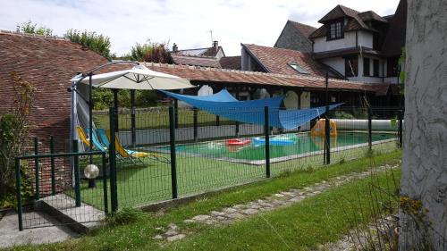 Liancourt-Saint-Pierre Apartment | Gîte piscine spa pour décompresser