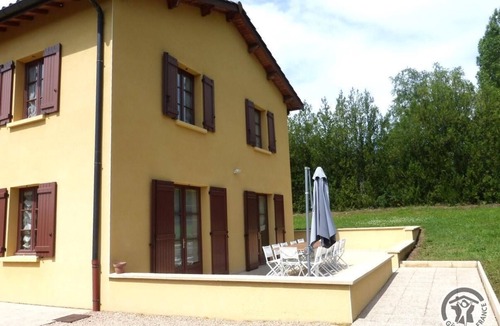 Saint-Germain-sur-l'Arbresle House | Gîte Plein Soleil - Saint-germain-nuelles