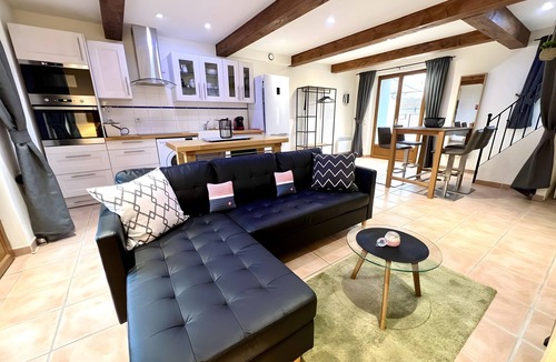 Marseillette House | Gîte Ponpon – Les Petites Écuries: Oasis au bord du Canal du Midi