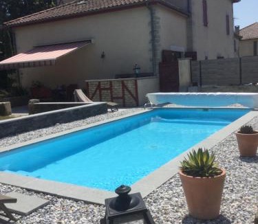 Hastingues Apartment | gîte porte de la bastide