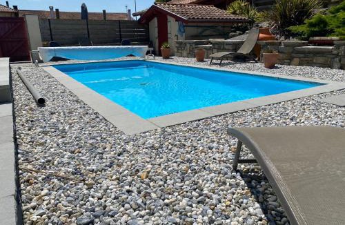 Hastingues Apartment | gîte porte de la bastide