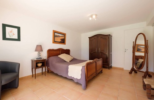 Fontiers-Cabardes Bed & Breakfast | Gîte Pour 4 Personnes "les Glycines" Près de Carcassonne