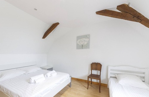 Maisoncelles-du-Maine Cottage | Gîte pour 16 pers avec piscine - Maisoncelles