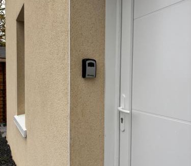 Saint-Aubin-de-Terregatte House | Gîte proche du mont saint Michel