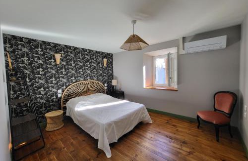 Taurignan-Vieux House | Gîte PRAT NAOU - PYRENNEES ARIEGEOISES