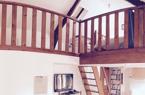 Bernieres-sur-Mer Cottage | Gîte-Private Bathroom-Garden View-BEACH