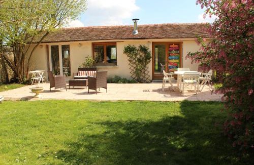 Saint-Aquilin-de-Pacy Apartment | Gîte proche de Giverny