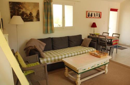 Saint-Aquilin-de-Pacy Apartment | Gîte proche de Giverny