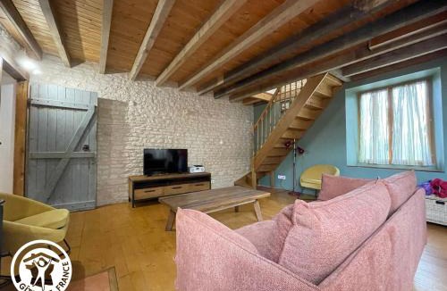 Damvix House | Gîte rénové 3 chambres à Damvix avec Wifi - FR-1-426-600