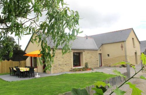Vay House | Gîte rénové avec jardin clos, proche Nantes, idéal famille, accessible PMR, wifi inclus - FR-1-306-1134