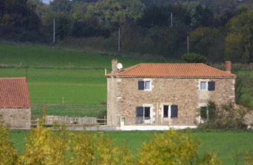 Le Bernard House | Gîte rénové avec jardin clos, proche plages, Wifi, parking pour voiture électrique - FR-1-426-164