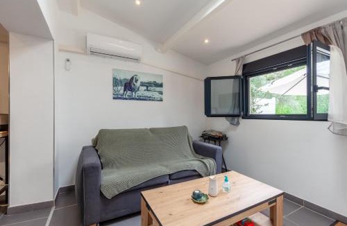 Niolon House | Gîte rénové Calanque La Vesse