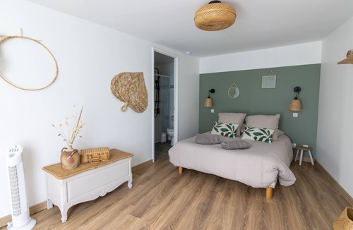 Doue-en-Anjou Apartment | Gîte Racines - Appt avec terrasse
