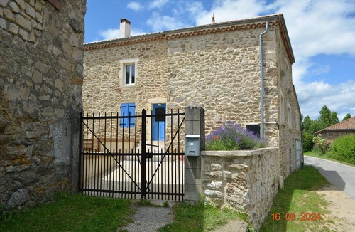 Gilhoc-sur-Ormeze House | Gîte rental in Ardèche