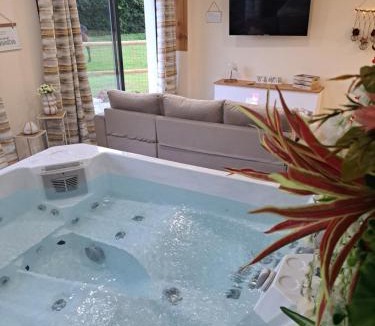 Grumesnil Bed & Breakfast | Gîte romantique bohème avec jacuzzi privé - Le gîte d'Agathe