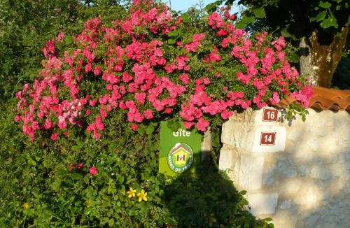 Les Essards House | Gîte Rural Charentais
