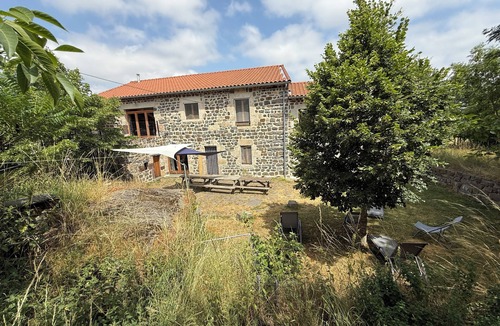 Arlempdes House | Gîte rural de Groupe - 3 épis " L'estaou " - 15 pers (19 sleeps) - Ecogîte