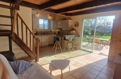 Berre-des-Alpes House | Gîte Rural les Lys