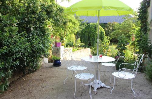 Lignieres-de-Touraine House | Gîte rural proche châteaux, animaux bienvenus, grand jardin - FR-1-381-68