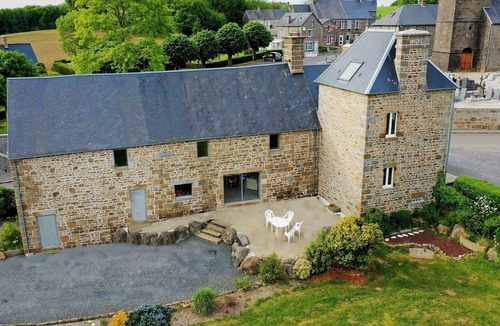 Saint-Michel-de-Montjoie House | Gîte Sur la route du Mont 3 épis - Saint Michel de Montjoie