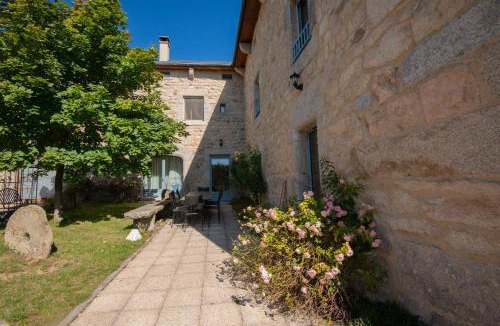 Prunieres House | Gîte saint caprais