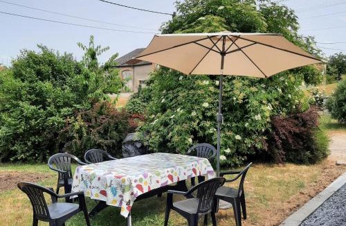 Brevilly House | Gîte Saint Sauveur