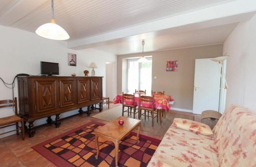 Saint-Urbain House | Gîte Saint-Urbain, 3 pièces, 4 personnes - FR-1-426-297