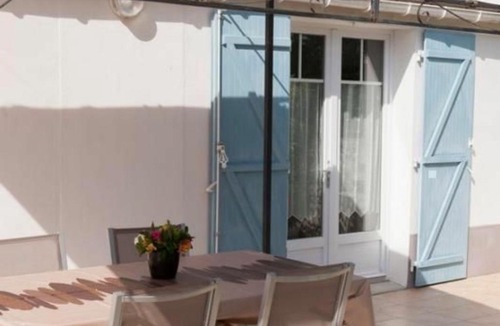 Saint-Urbain House | Gîte Saint-Urbain, 3 pièces, 4 personnes - FR-1-426-303