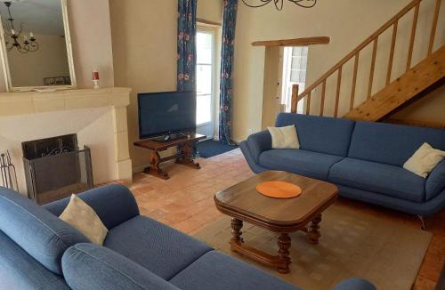 Montreuil-Bellay Apartment | Gîte Saumurois 7 personnes
