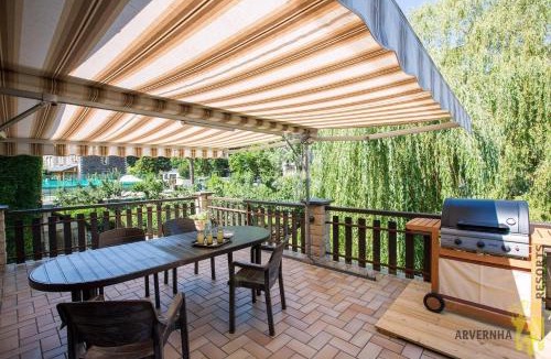 Murol House | Gîte Scopa