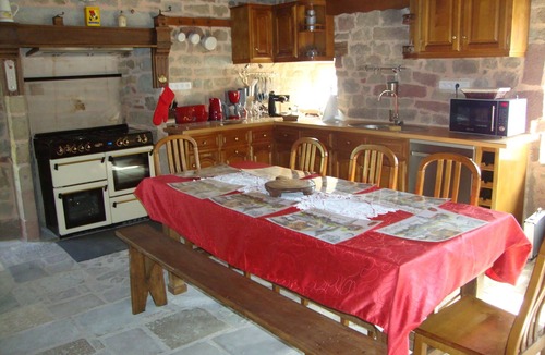 Noailhac House | Gîte sleeps 8