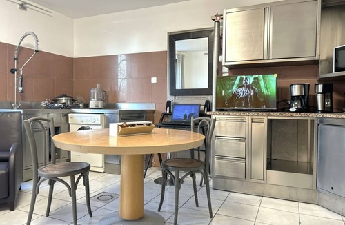 Herleville Apartment | Gîte Somme Nature design and absolute calm just for you 4000m2 park