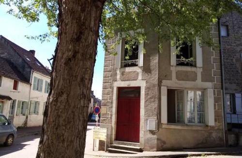 Asquins Apartment | Gîte Sous L' Orme