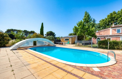 Aspiran House | Gîte spacieux au bord de la rivière-maison abricot