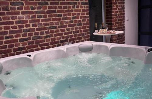 Oudezeele House | Gîte spacieux au cœur des Flandres avec cheminée et jardin pour 15 personnes - FR-1-510-233