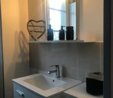 Sainte-Mere-Eglise House | Gîte spacieux et chaleureux