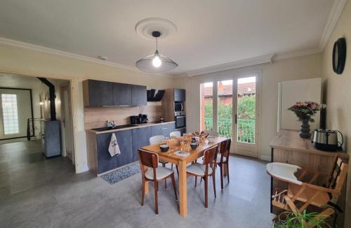 Roanne House | Gîte spacieux et confortable avec terrasse à Roanne - FR-1-496-337
