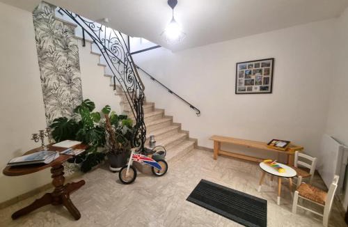 Roanne House | Gîte spacieux et confortable avec terrasse à Roanne - FR-1-496-337
