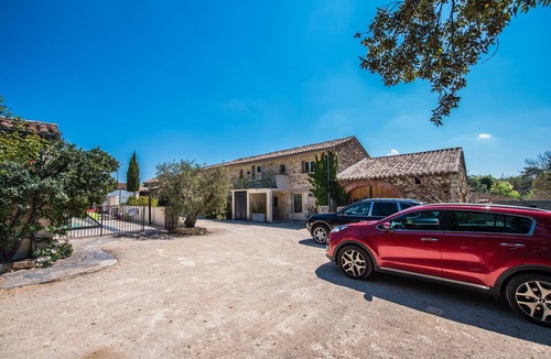 Allegre Les Fumades House | Gîte Standing Avec Jacuzzi Privatif