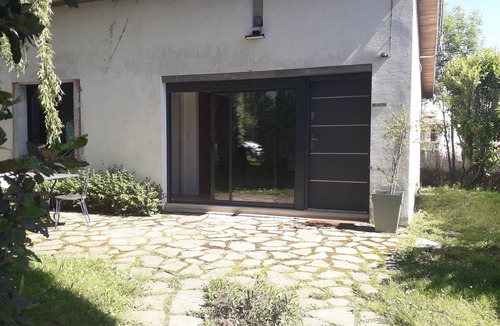 Aussillon Cottage | Gîte Tout Confort à L'abri Sous un Saule