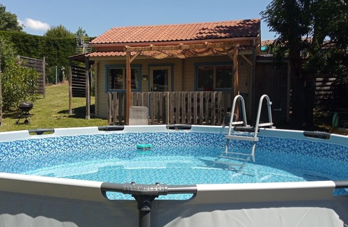Saint-Paulet House | Gîte Tout Confort Avec Piscine et Jardin Privé à la Campagne