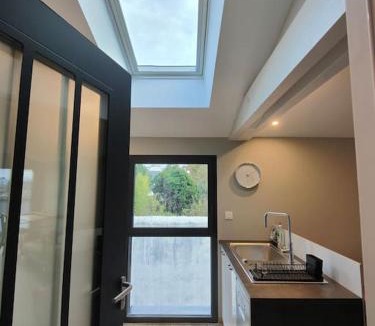 Caserne Mellinet Apartment | Gîte urbain Happy Nantes