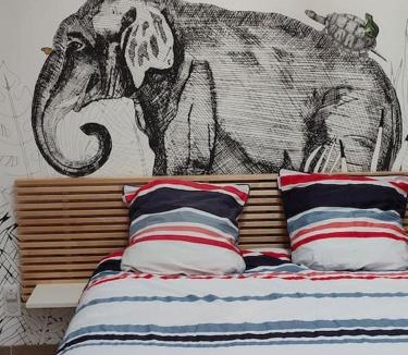 Caserne Mellinet Apartment | Gîte urbain Happy Nantes