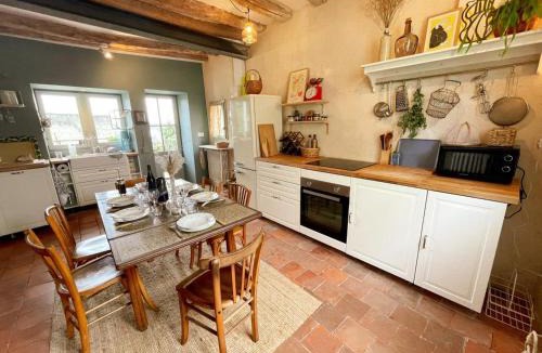Candes-Saint-Martin House | Gîte XIXè de charme à Candes-St-Martin avec jardin clos - FR-1-381-612