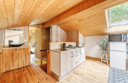 Blesignac Apartment | Gîte zen dans les bois