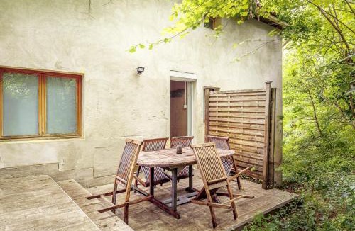 Blesignac Apartment | Gîte zen dans les bois