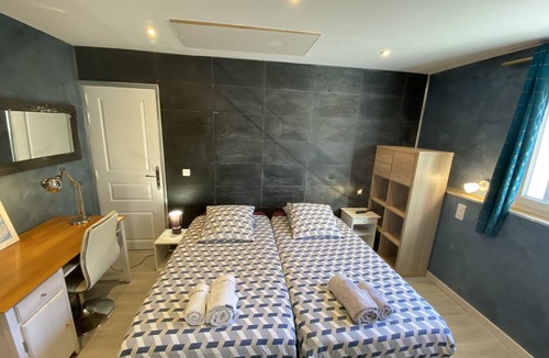 La Chapelle-sur-Erdre Bed & Breakfast | GîteAnne in Nantes