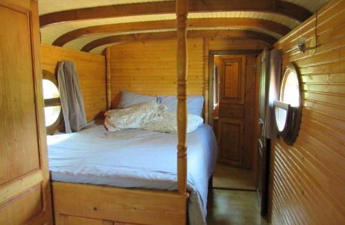 Issirac Ski Chalet | Gîtes écologiques Pierres de Soleil