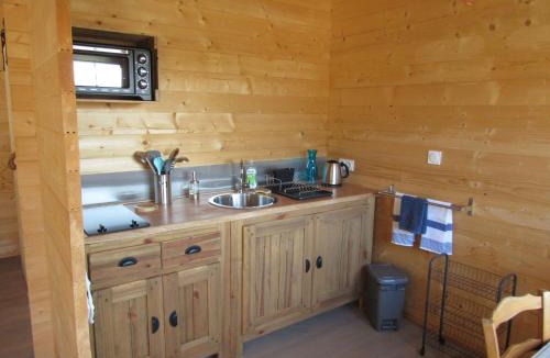 Issirac Ski Chalet | Gîtes écologiques Pierres de Soleil